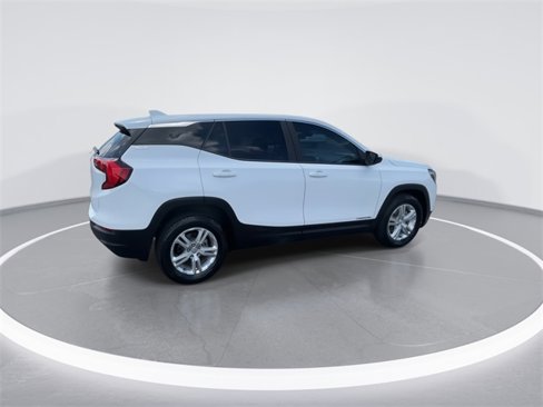 Used 2021 GMC Terrain SLE image 4