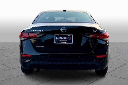 Used 2024 Nissan Sentra SV image 4