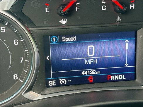 Used 2019 Chevrolet Equinox LT image 2