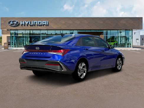 New 2025 Hyundai Elantra Sport w/ Cargo Package image 7