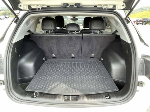 Used 2019 Jeep Compass Trailhawk image 9
