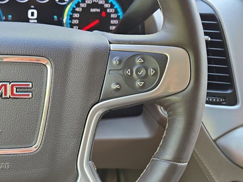 Used 2017 GMC Yukon SLT w/ Open Road Package image 25