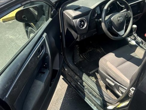 Used 2017 Toyota Corolla L image 3
