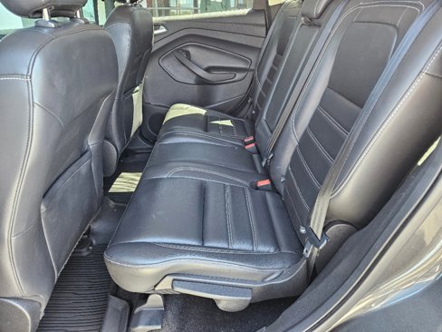 Used 2019 Ford Escape SEL image 16