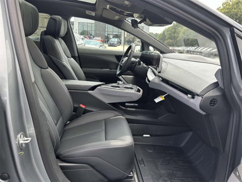 New 2025 Cadillac Optiq Sport 2 w/ LPO, Floor Liner Package image 10