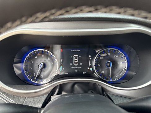 New 2025 Chrysler Pacifica Select image 14