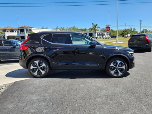 New 2025 Volvo XC40 B5 Core w/ Protection Package image 8