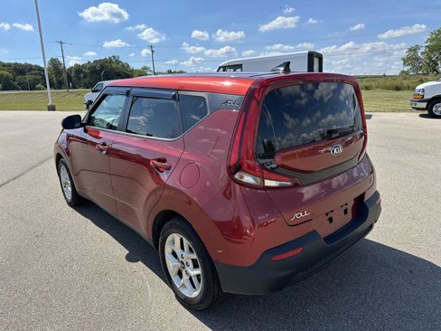 Used 2020 Kia Soul S image 3
