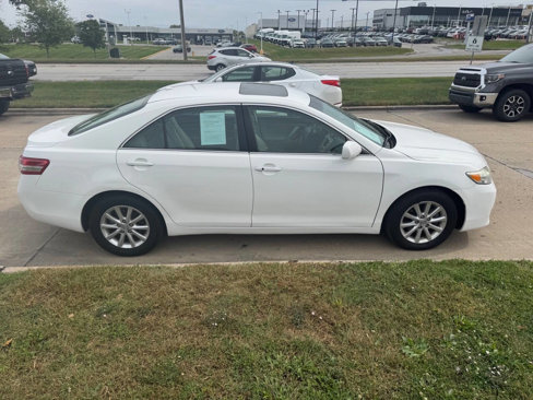 Used 2011 Toyota Camry XLE image 6