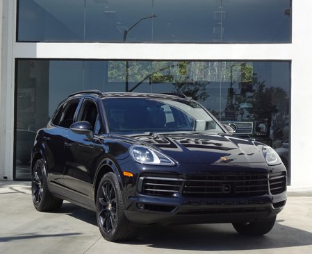 Used 2022 Porsche Cayenne Platinum Edition image 9