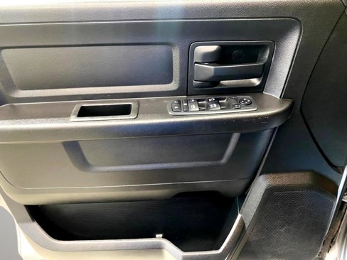 Used 2019 RAM 1500 Express w/ Express Value Package image 17