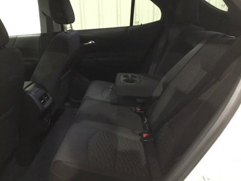 Used 2021 Chevrolet Equinox LT image 40