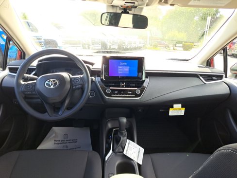 New 2025 Toyota Corolla LE image 27