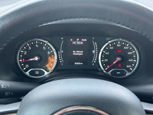 Used 2017 Jeep Renegade Latitude image 20