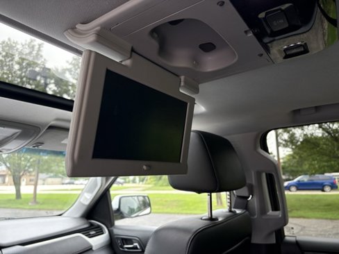 Used 2015 GMC Yukon SLT w/ Open Road Package image 15