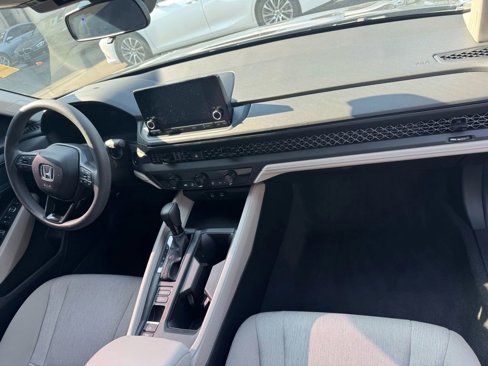 Used 2023 Honda Accord LX image 12