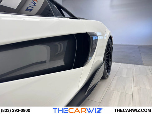 Used 2019 McLaren 600LT image 17