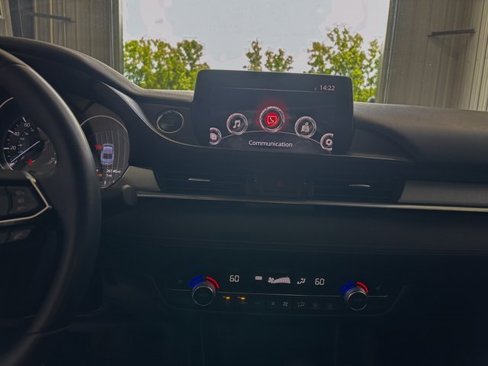 Used 2018 MAZDA MAZDA6 Touring image 19
