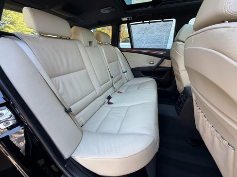 Used 2008 BMW 535xi Wagon image 42