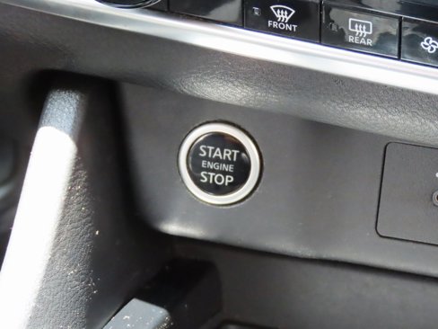 Used 2022 Nissan Rogue SV image 27