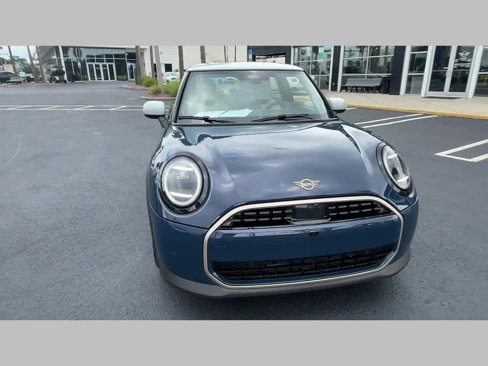 Certified 2025 MINI Cooper 2-Door Hardtop image 31