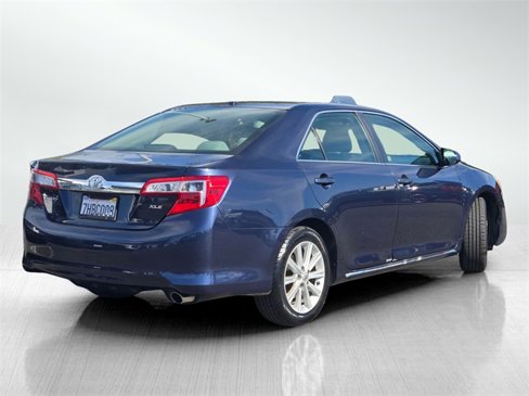 Used 2014 Toyota Camry XLE image 4