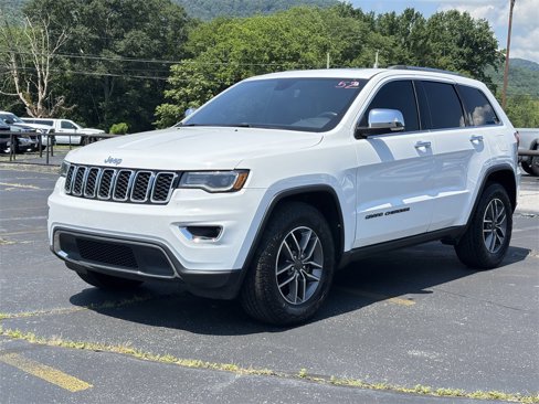 Used 2019 Jeep Grand Cherokee Limited w/ Luxury Group II image 2