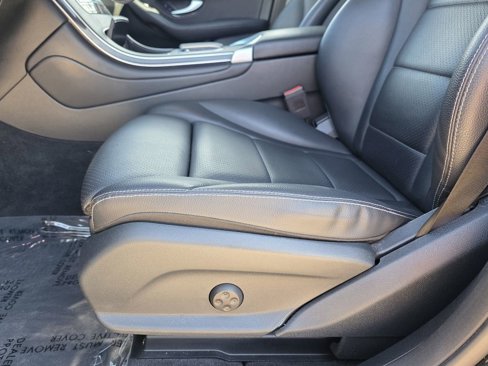 Used 2022 Mercedes-Benz GLC 300 4MATIC image 20