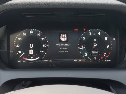 Used 2024 Land Rover Discovery Sport S image 17