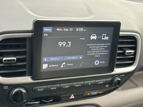 Used 2020 Hyundai Venue SEL image 10
