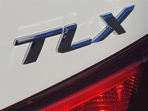 Used 2015 Acura TLX V6 w/ Technology Package image 21