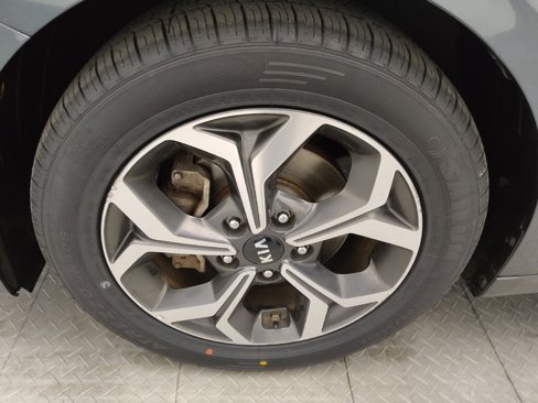 Used 2019 Kia Forte LXS image 31