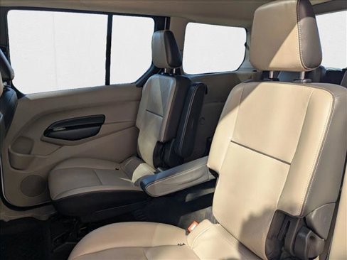 Used 2016 Ford Transit Connect Titanium image 18