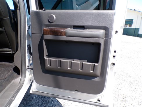 Used 2013 Ford F350 Platinum w/ FX4 Off Road Pkg image 28