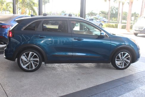 Used 2019 Kia Niro Touring image 8