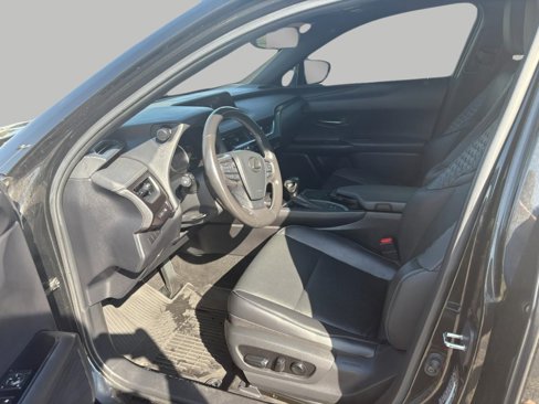 Used 2019 Lexus UX 250h image 9