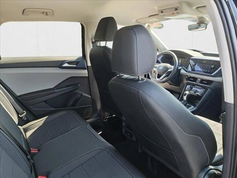 Certified 2024 Volkswagen Taos SE image 21