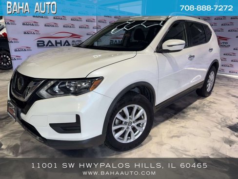 Used 2020 Nissan Rogue SV image 1