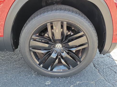 Used 2019 Volkswagen Atlas SEL Premium image 9