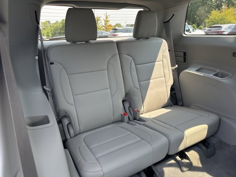 Used 2021 GMC Acadia SLT image 23