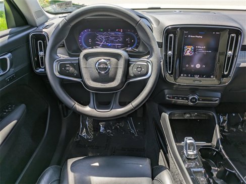 Certified 2023 Volvo XC40 B5 Plus image 16