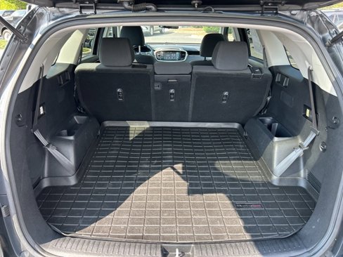 Used 2019 Kia Sorento LX image 8