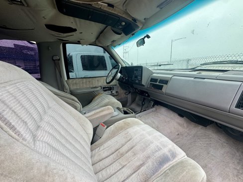 Used 1993 GMC Yukon 4WD 2-Door image 9