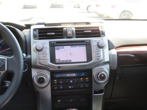 Used 2017 Toyota 4Runner Limited image 25