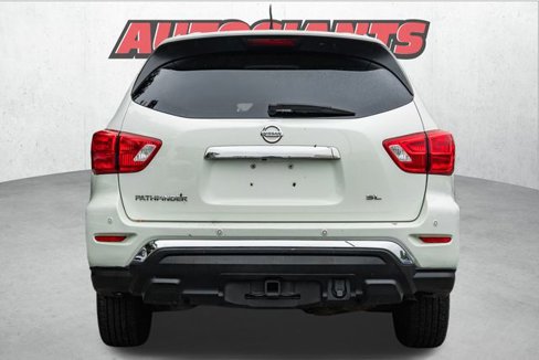 Used 2018 Nissan Pathfinder SL w/ Cargo Package image 8