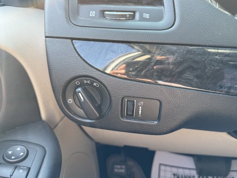 Used 2014 Dodge Grand Caravan SXT w/ Rear Park Assist Package image 24