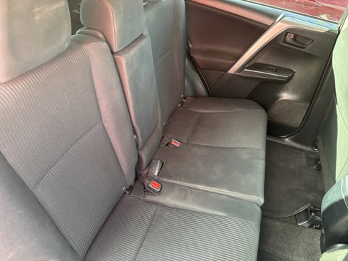 Used 2017 Toyota RAV4 LE image 11