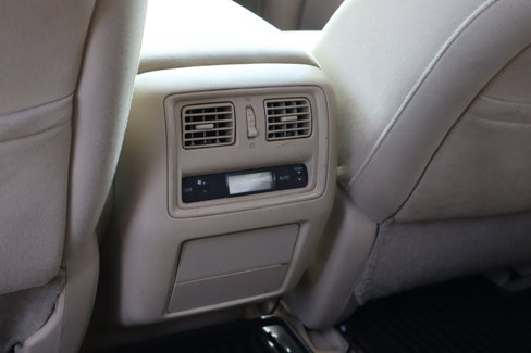 Used 2015 Nissan Pathfinder SV w/ Cargo Package image 23
