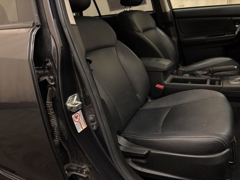 Used 2013 Subaru Crosstrek 2.0i Limited w/ Popular Pkg 2 image 25