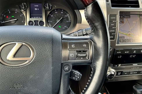 Used 2016 Lexus GX 460 image 19
